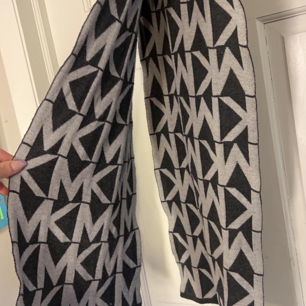 Michael kors monogrammed scarf